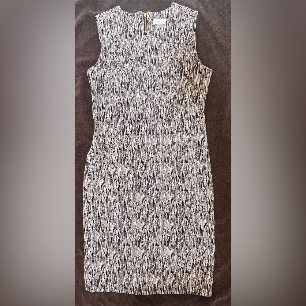 Calvin Klein Black and Light Pink Stretchy Sheath Dress. Women’s Size 10.